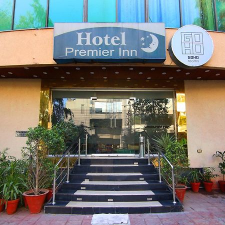Premier Inn Gulberg ラホール エクステリア 写真