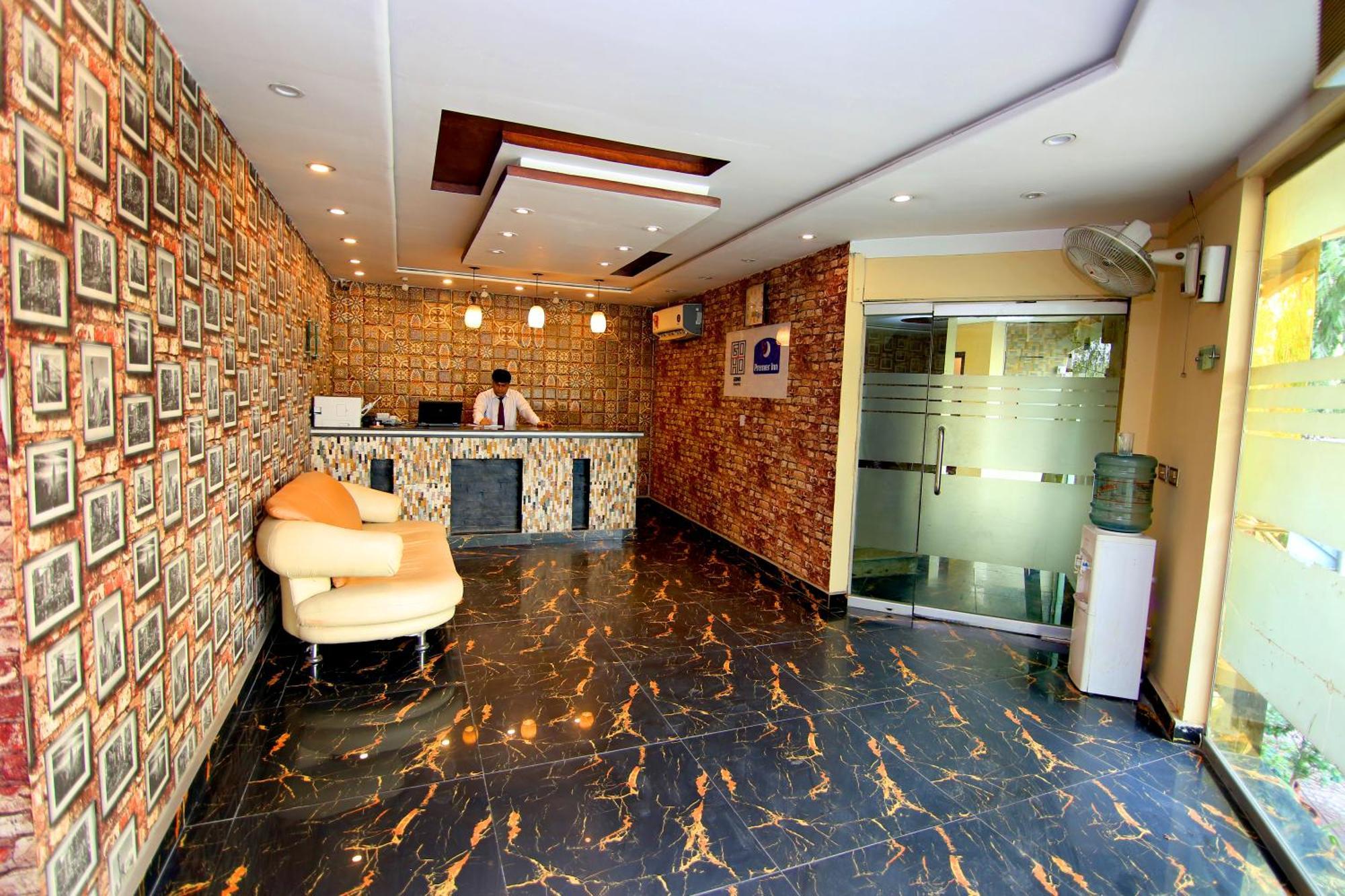 Premier Inn Gulberg ラホール エクステリア 写真