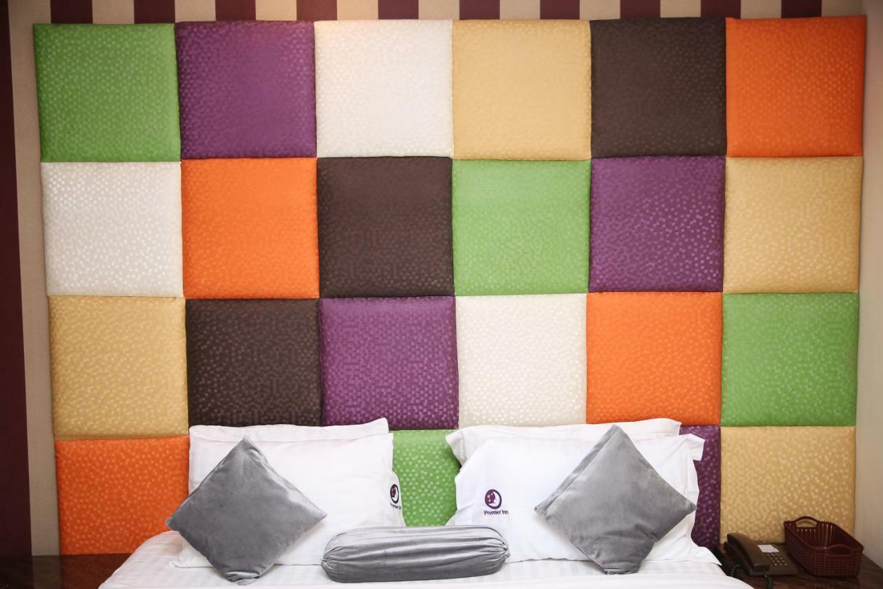Premier Inn Gulberg ラホール エクステリア 写真